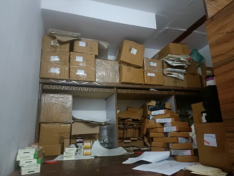 Team Area, rustomjee-eaze-zone-mall Commercial Office Space 174 Sq.Ft. In Malad West Mumbai 5770014