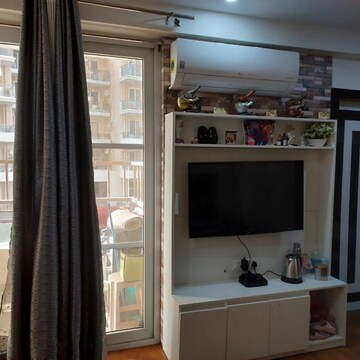 Master Bedroom in 3 BHK Apartment at Tulip Violet, Sector 69 – for Rent