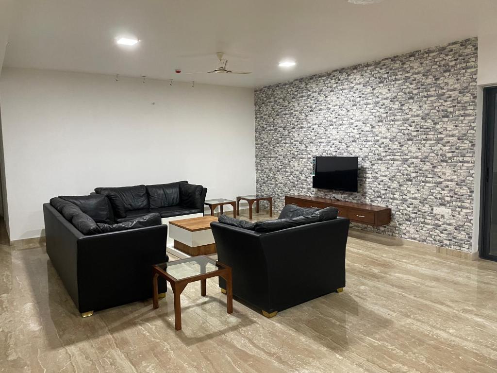 Rental 2 Bedroom 1170 Sq.Ft. Apartment in Hadapsar Pune 5771808