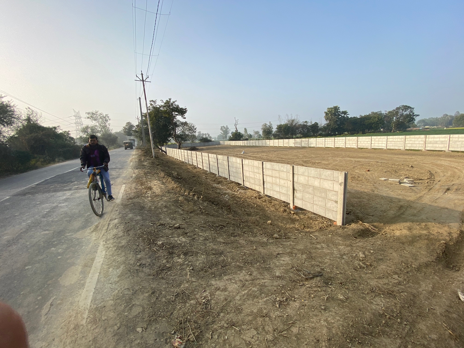 Resale Commercial Land 4000 Sq.Ft. in Kursi Road Lucknow 5783019