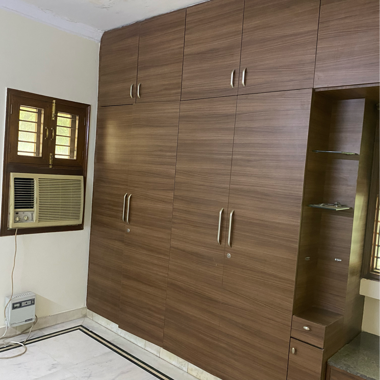 3 Bedroom 1750 Sq.Ft. Apartment in Kalkaji Delhi