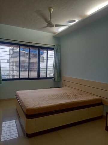 Bedroom in 2 BHK Apartment at Samartha Deep, Andheri West – for Rent