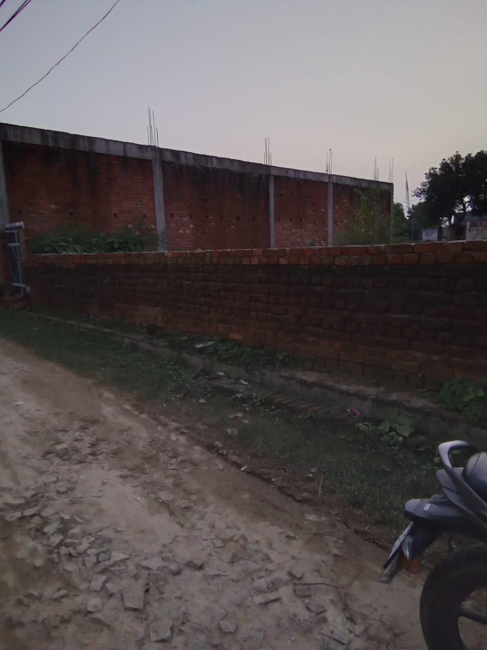 Resale 2400 Sq.Ft. Plot in Gomti Nagar Lucknow 5791566
