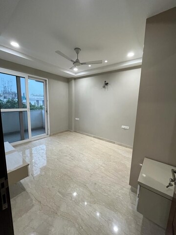 Living Room in 4 BHK Builder Floor at Janakpuri – for Rent