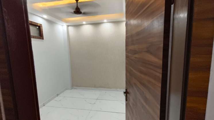 1 Bedroom 450 Sq.Ft. Builder Floor in Dwarka Mor Delhi
