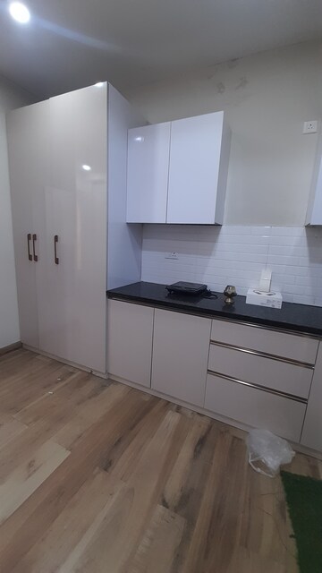 Building Lobby in Studio Builder Floor at Ansal Sushant Lok I, Sector 43 – for Rent