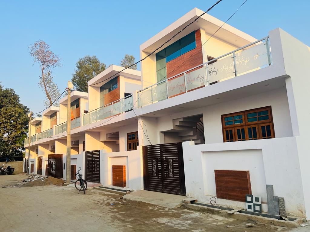 Resale 3 Bedroom 1240 Sq.Ft. Independent House in Faizabad Road Lucknow