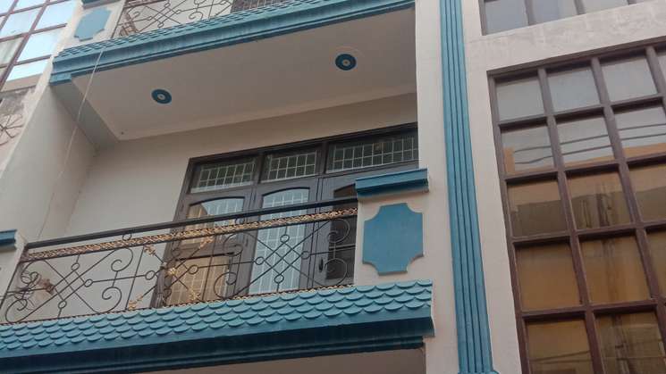 6 Bedroom 110 Sq.Yd. Independent House in Model Town Ghaziabad