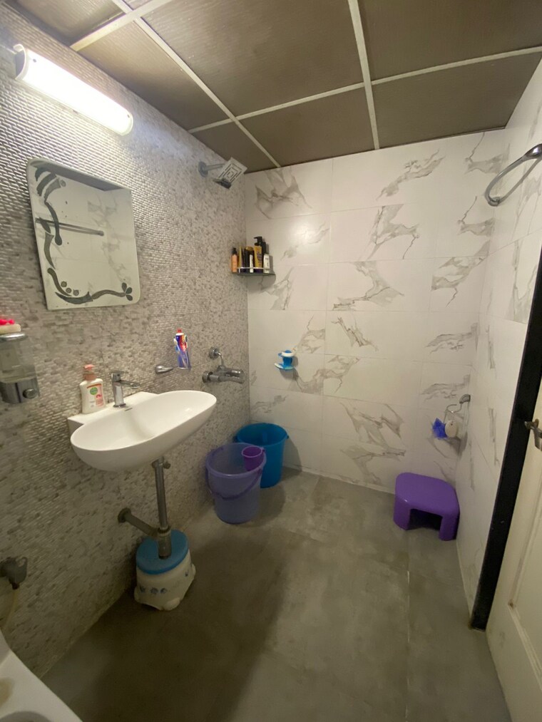 Attached Bathroom, bramha-majestic 3 Bedroom 1470 Sq.Ft. Apartment In Kondhwa Pune 5799636
