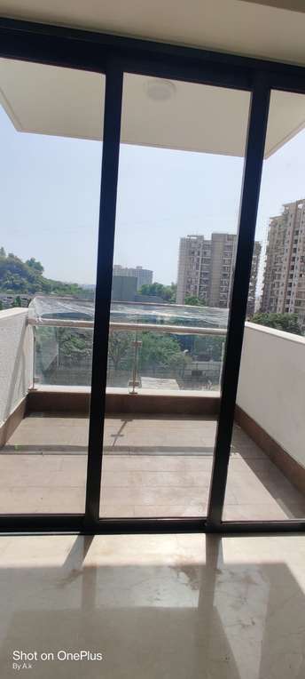 2 BHK Apartment For Resale in Shapoorji Pallonji Vicinia Powai Mumbai 5800309