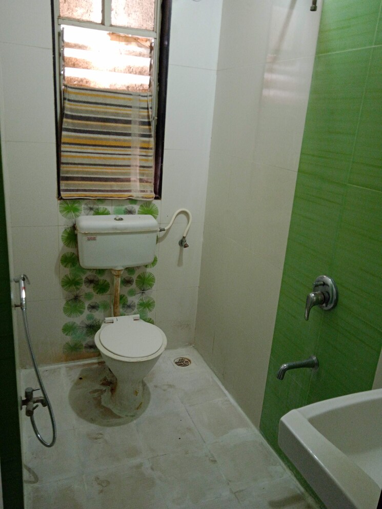Attached Bathroom, suyog-laher 2 Bedroom 1100 Sq.Ft. Apartment In Kondhwa Pune 5803788