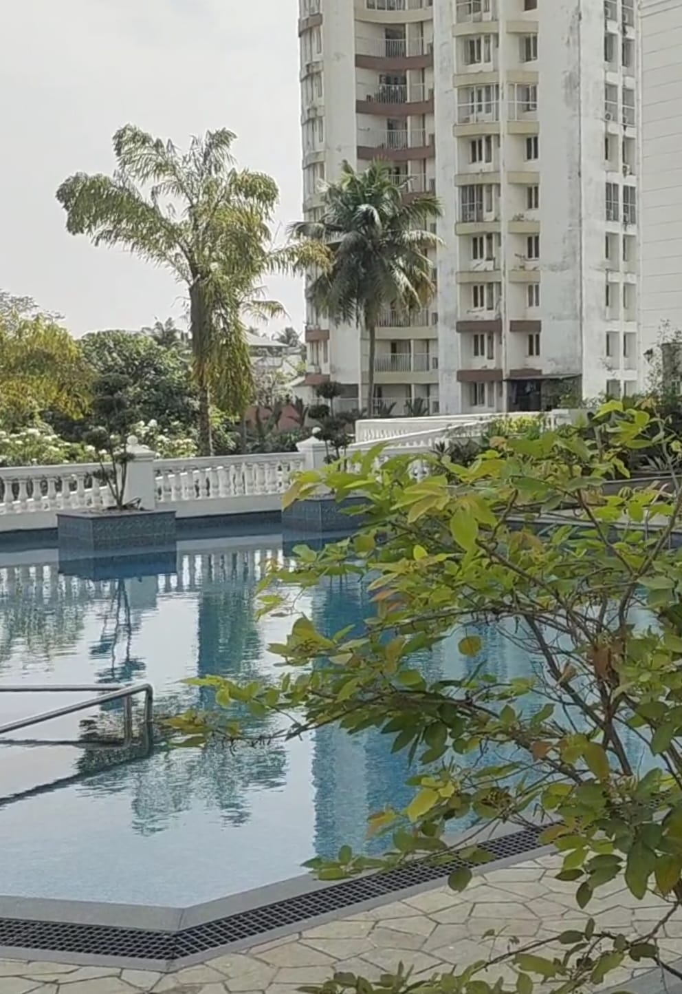 Resale 3 Bedroom 1948 Sq.Ft. Apartment in Elamakkara Kochi 6668453