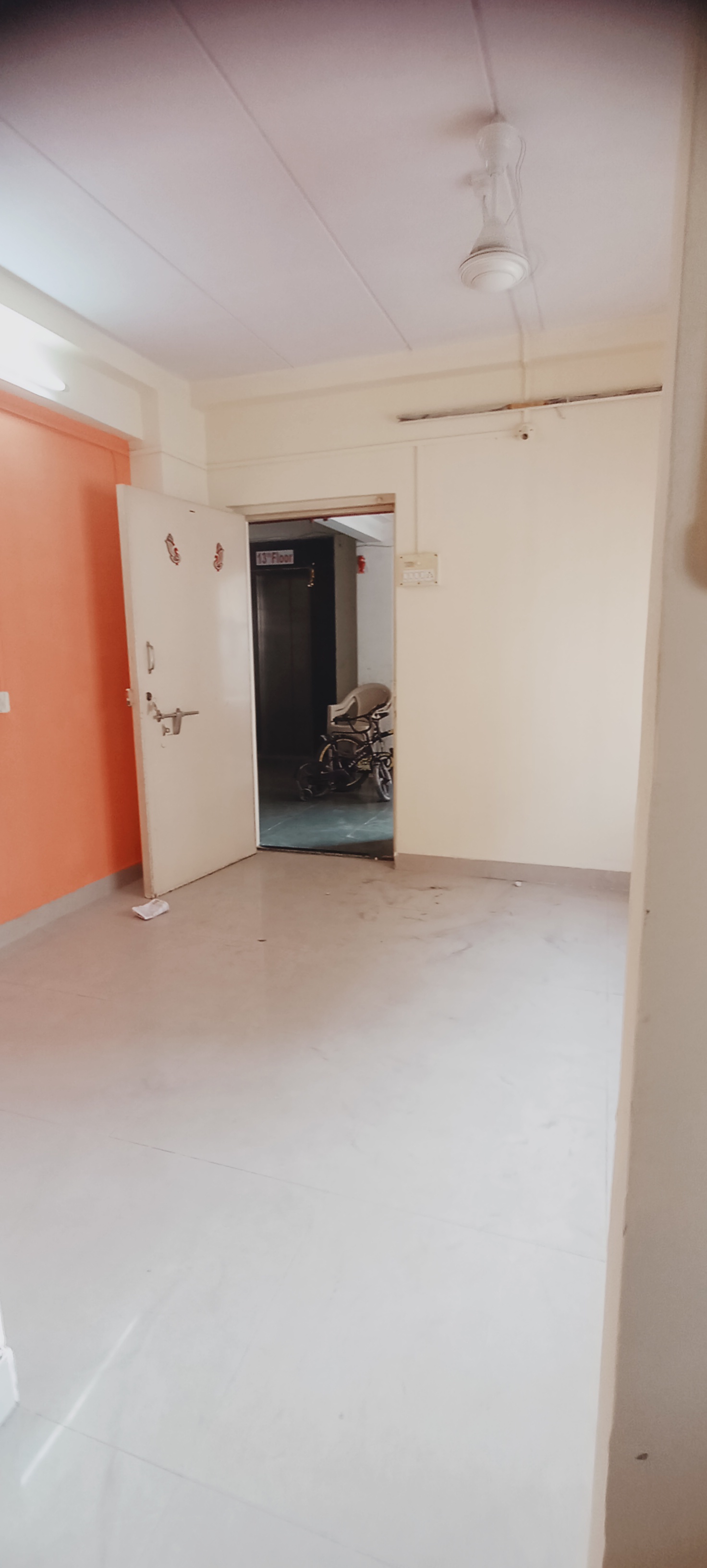 Resale 1 Bedroom 305 Sq.Ft. Apartment in New Mhada Tower, Malad West Mumbai 5810387