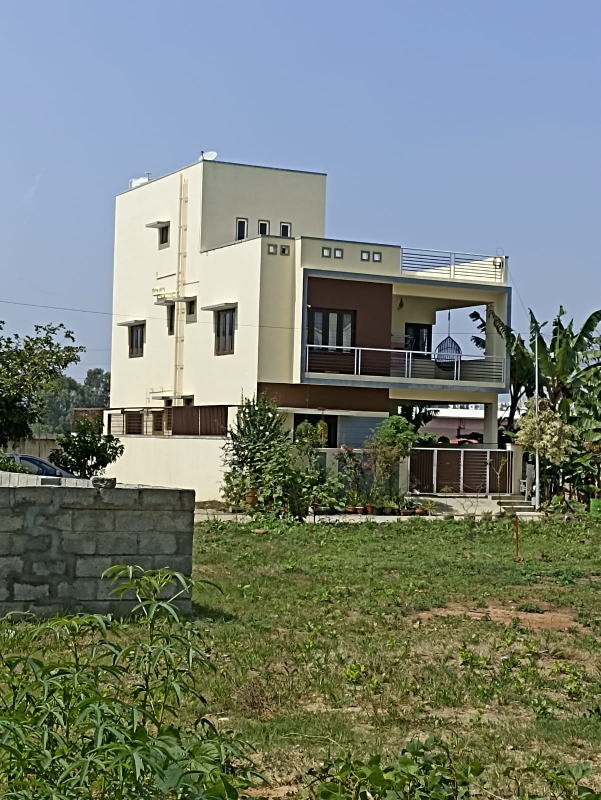 Resale 2 Bedroom 2536 Sq.Ft. Independent House in Sarjapur Road