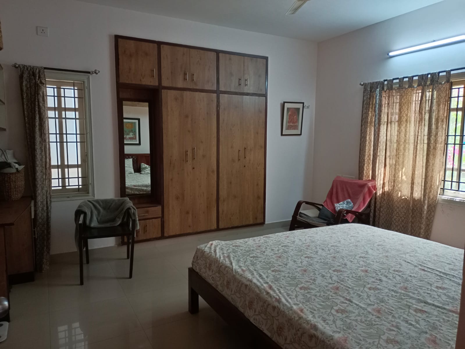 Rental 3 Bedroom 2200 Sq.Ft. Builder Floor in Hsr Layout Bangalore