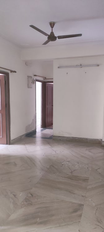 3 BHK Apartment For Resale in Mahagun Mansion I and II Vaibhav Khand Ghaziabad  5823336