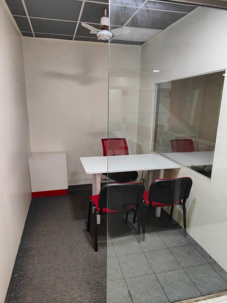 Team Area, aurora-tower Commercial Office Space 1600 Sq.Ft. In Camp Pune 5828128
