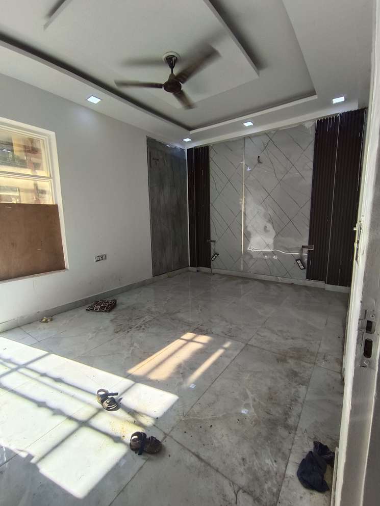 4 Bedroom 2400 Sq.Ft. Builder Floor in Green Fields Colony Faridabad