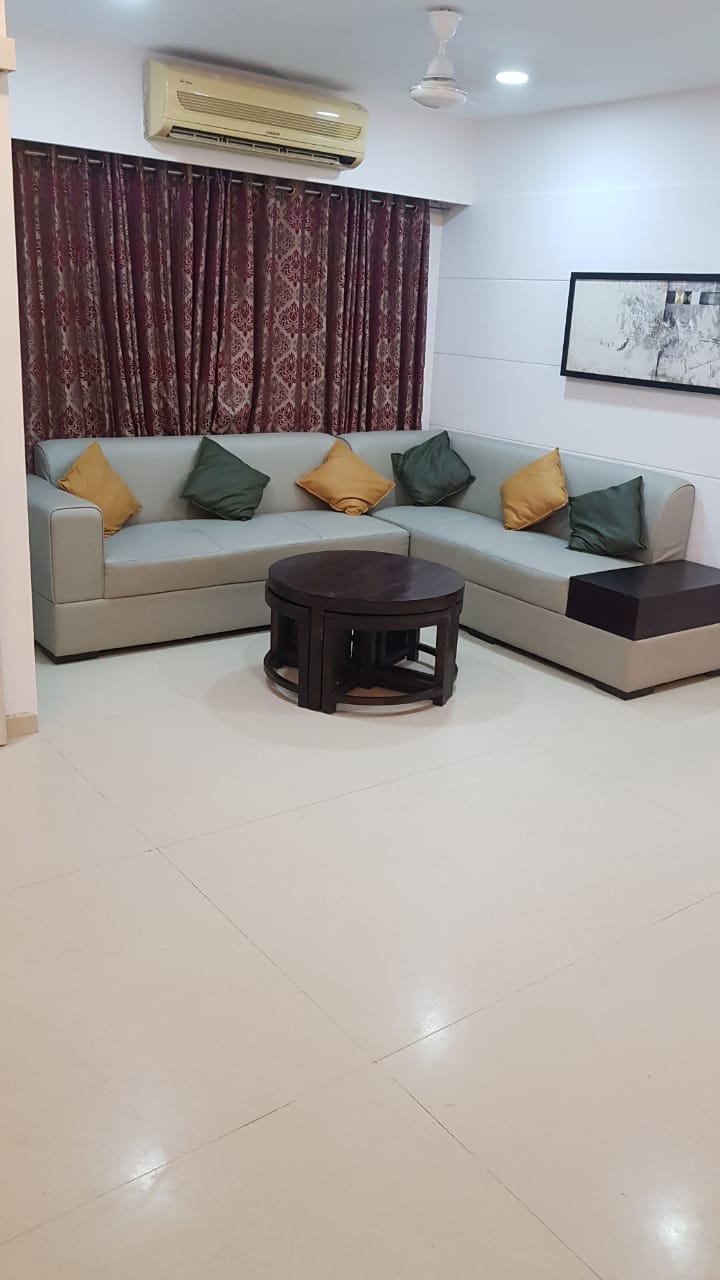 2.5 BHK Apartment For Rent in Gundecha Symphony