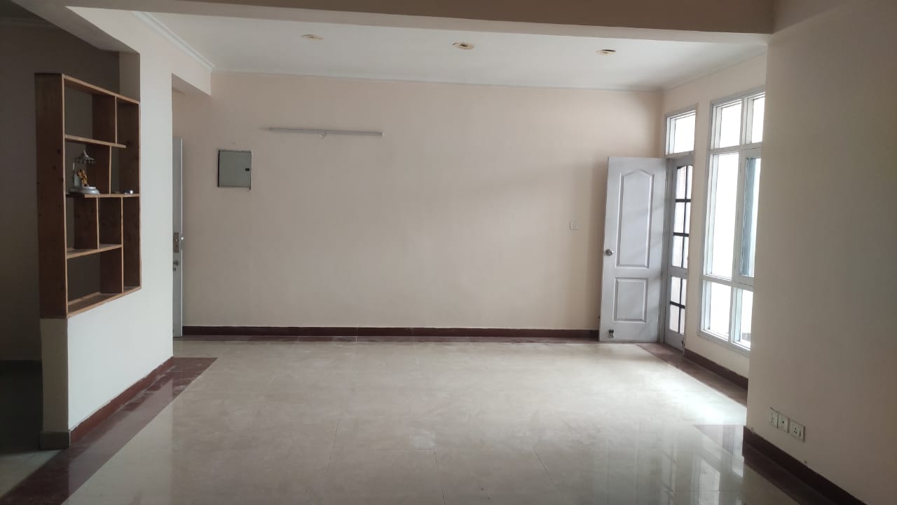 Rental 2 Bedroom 1288 Sq.Ft. Apartment in Jaipurias Sunrise Greens Zirakpur, Vip Road Zirakpur