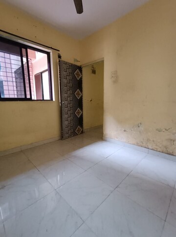 Room in 1 BHK Apartment at Seawoods – for Rent