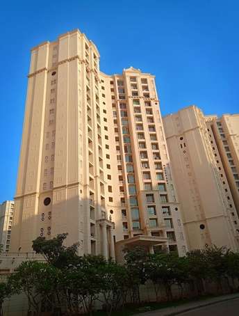 2 BHK Apartment For Resale in Hiranandani Woodpark Apartment Ghodbunder Road Thane 5845249
