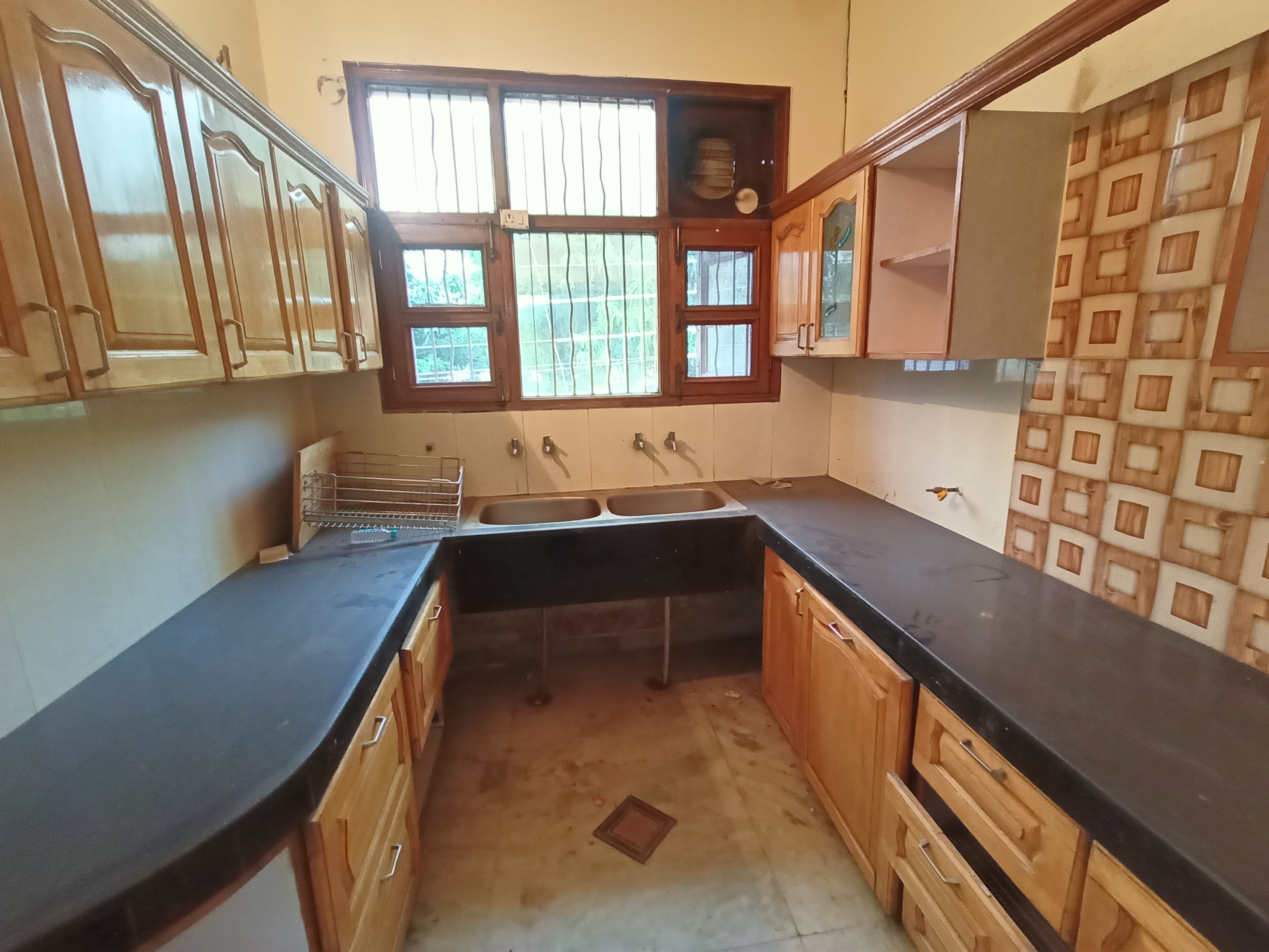 Rental 3 Bedroom 2000 Sq.Ft. Independent House in Sector 11 Panchkula