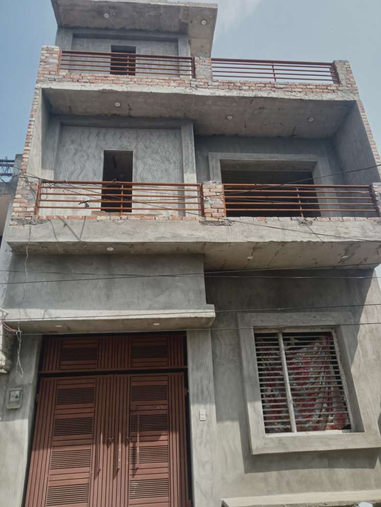 5 Bedroom 100 Sq.Yd. Villa in Desraj Colony Panipat
