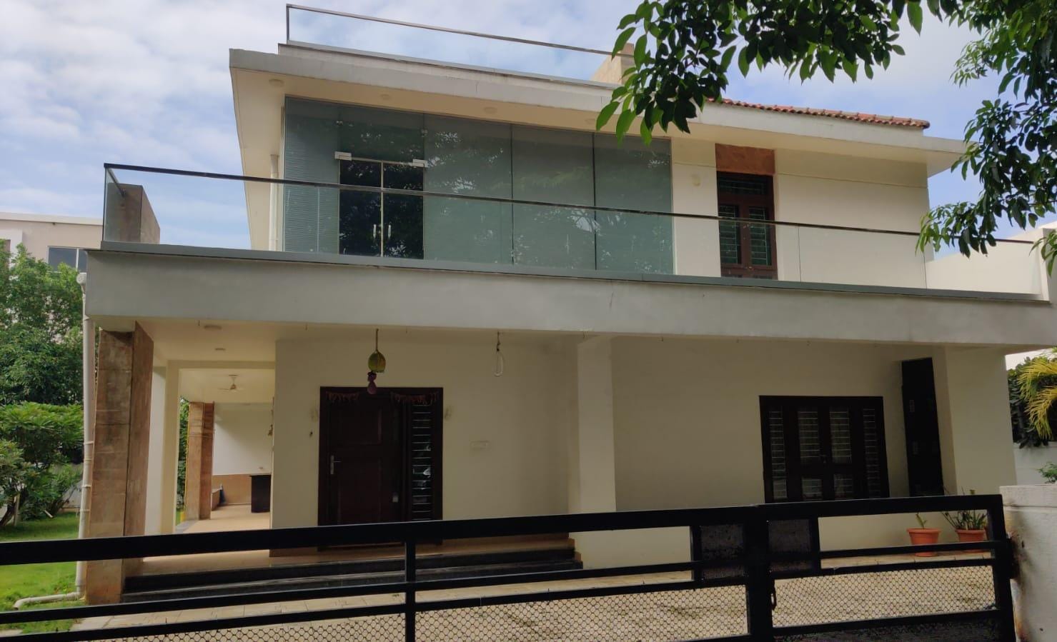 Resale 5 Bedroom 6000 Sq.Ft. Villa in Aparna Palm Meadows, Kompally