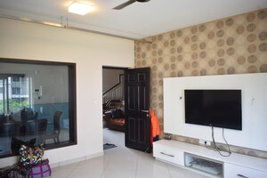 Study Room in 5 BHK Apartment at Sobha Carnation Pune, Kondhwa – for Rent