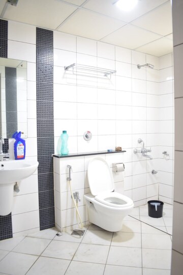 Attached Bathroom in 5 BHK Apartment at Sobha Carnation Pune, Kondhwa – for Rent