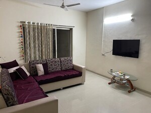 3 BHK Apartment For Rent in Kumar Gulmohar, Wanowrie