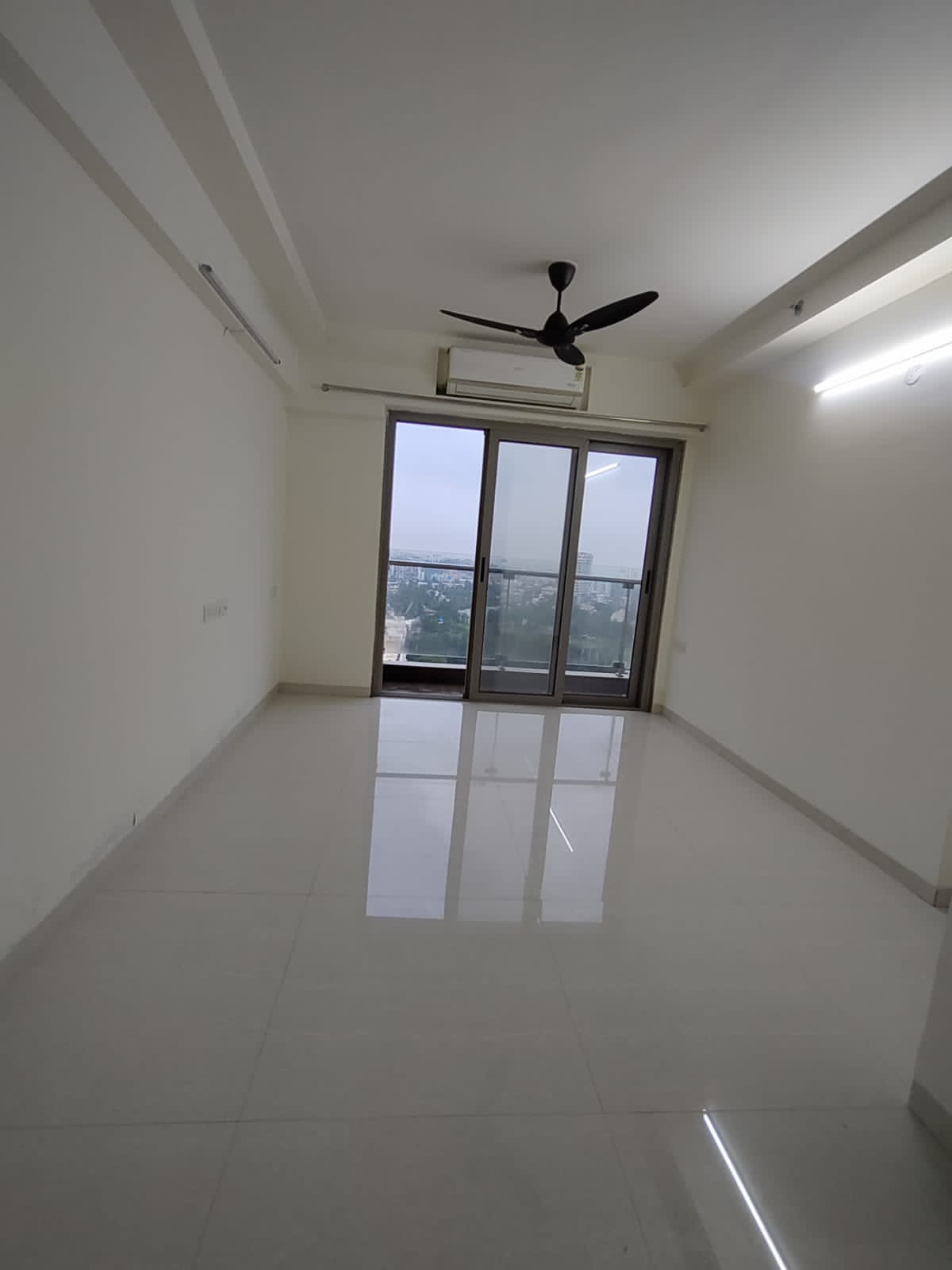 3 BHK Apartment For Rent in Adani Group Western Heights