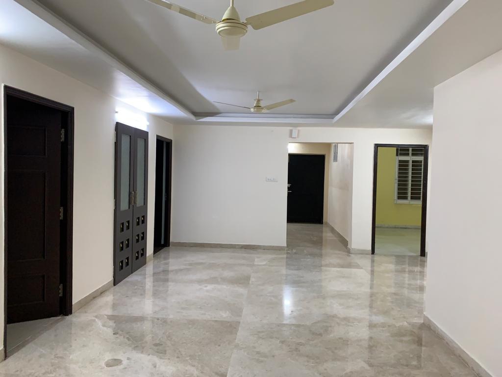 Rental 3 Bedroom 1600 Sq.Ft. Apartment in Aditya Empress Towers