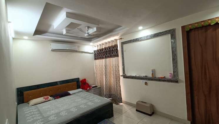 4 Bedroom 200 Sq.Yd. Builder Floor in Rajendra Nagar Sector 4 Ghaziabad
