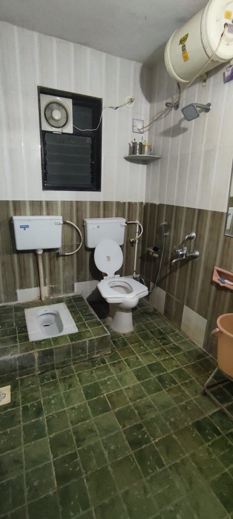 Bathroom, mayfair-eleganza-phase-ii 3 Bedroom 1500 Sq.Ft. Apartment In Kondhwa Pune 5854791