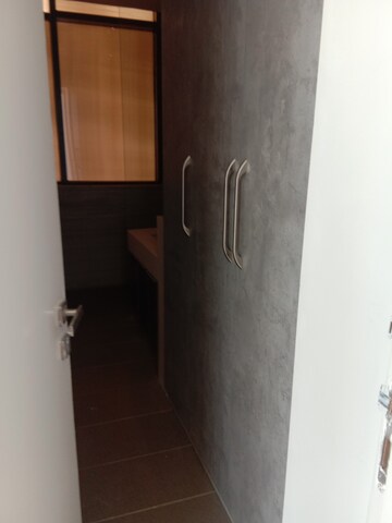 Furnished Amenities in 2 BHK Apartment at Ireo Skyon, Sector 60 – for Rent