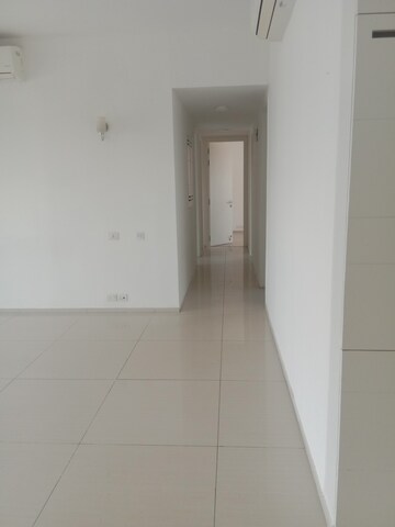 Building Lobby in 4 BHK Apartment at Ireo Skyon, Sector 60 – for Rent