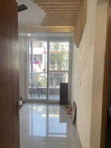 Bathroom in 3 BHK Apartment at Emaar Palm Gardens, Sector 83 – for Rent