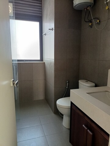 Bathroom in 3 BHK Apartment at Ireo Skyon, Sector 60 – for Rent