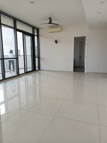 3 BHK Apartment For Rent in Ireo Skyon, Sector 60