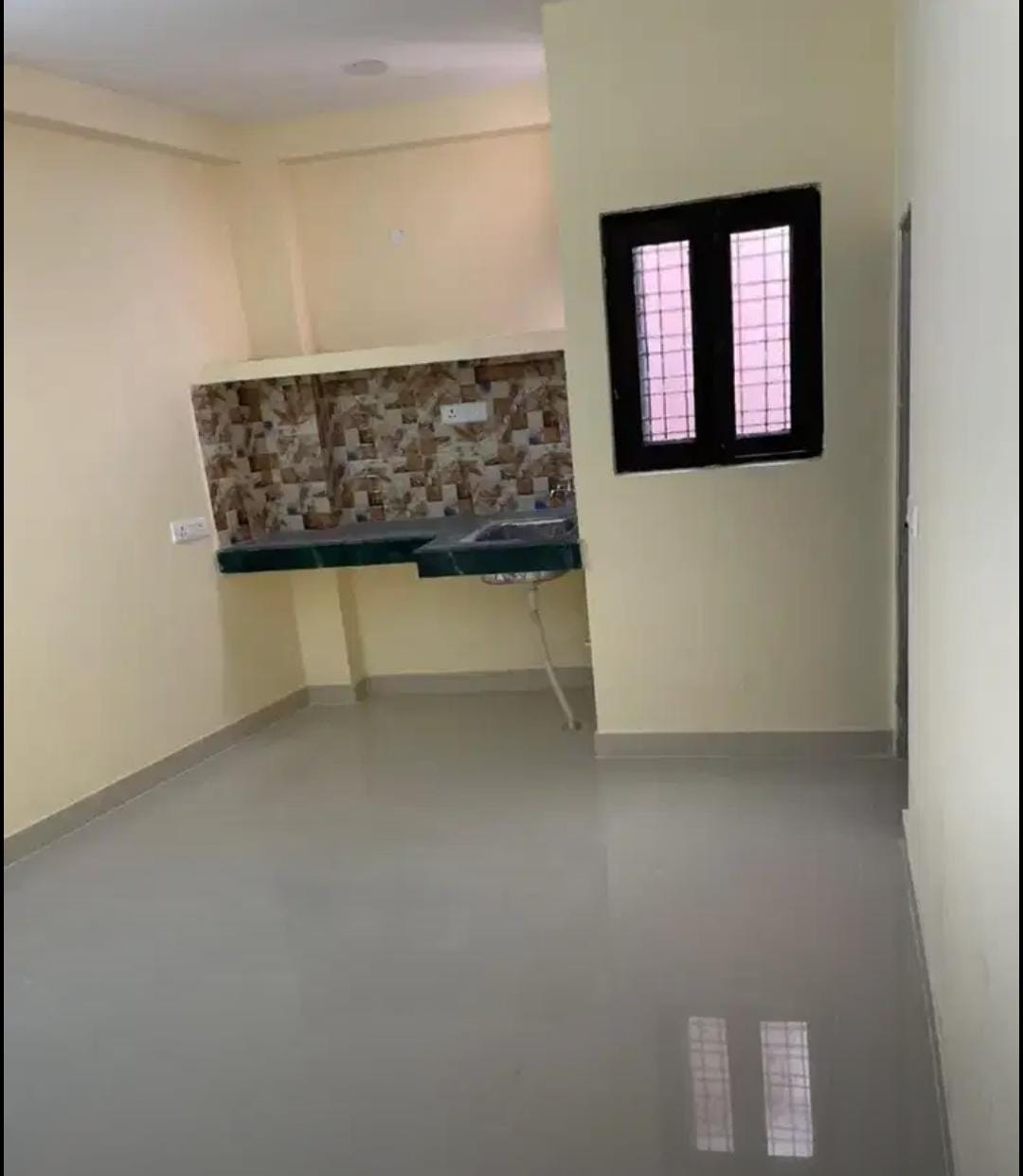 Rental Studio 450 Sq.Ft. Builder Floor in Suraj Apartments Mehrauli
