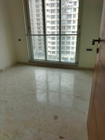 Bedroom in 2.5 BHK Apartment at Ekta Tripolis, Goregaon West – for Rent