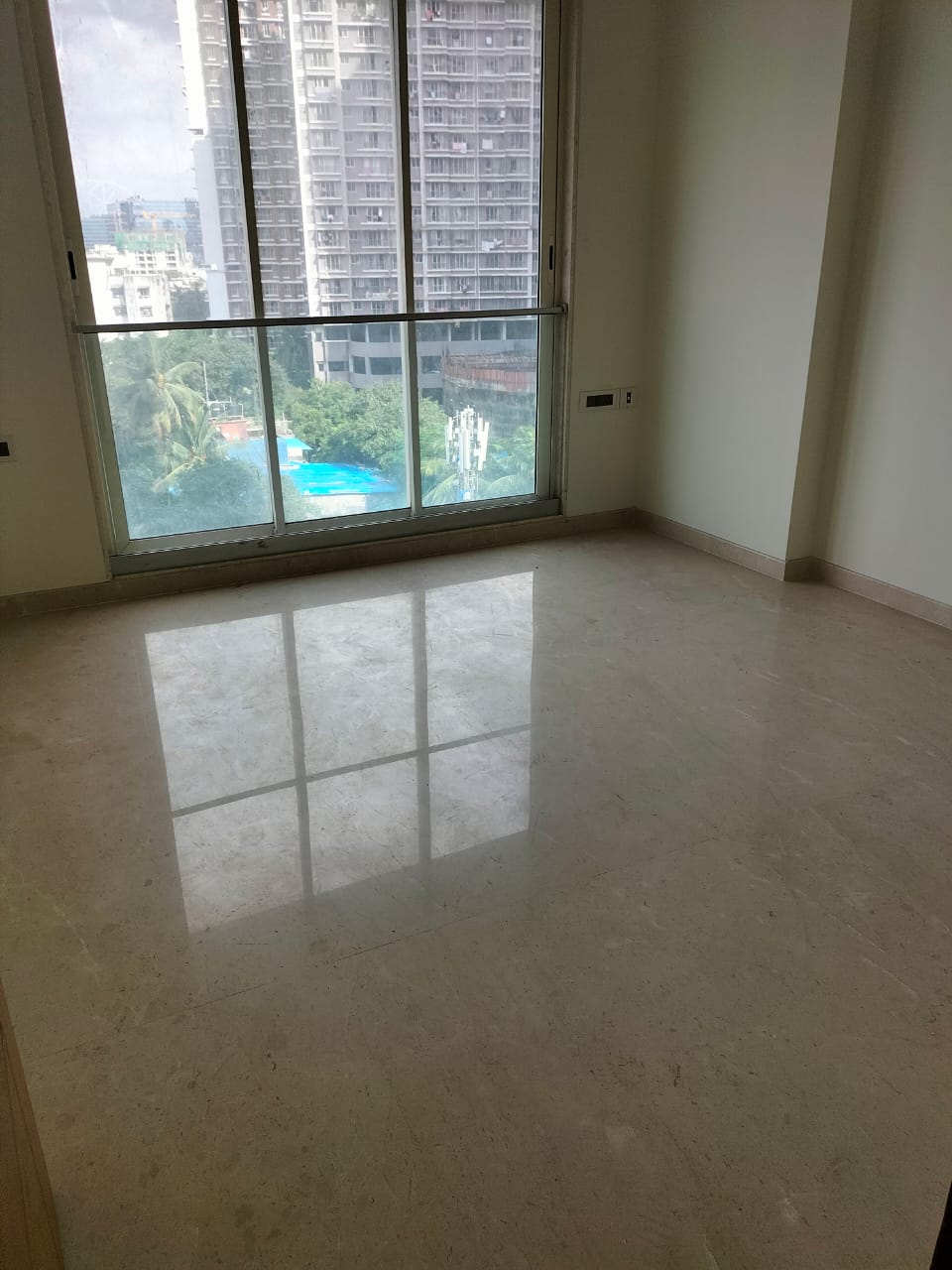 2 BHK Apartment For Rent in Ekta Tripolis Goregaon West Mumbai  5859516