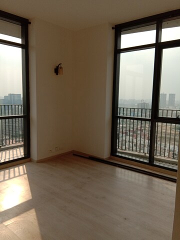 Room in 2 BHK Apartment at Ireo Skyon, Sector 60 – for Rent