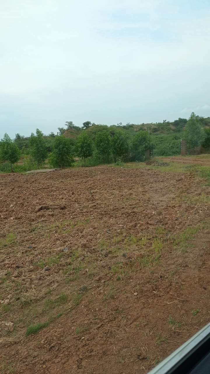 Prime Location , Independent R3 Plot, 120 Feet Road Touch Near Vrindavan 7