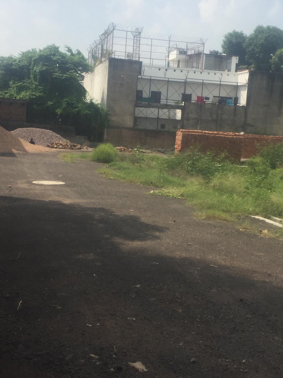 Resale 1000 Sq.Ft. Plot in Indira Nagar Lucknow 5870456