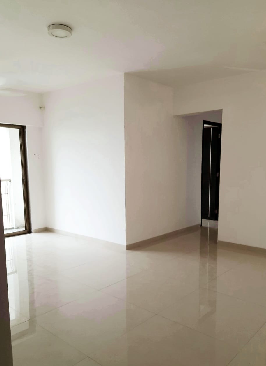 2 BHK Apartment For Rent in Transcon Triumph Tower
