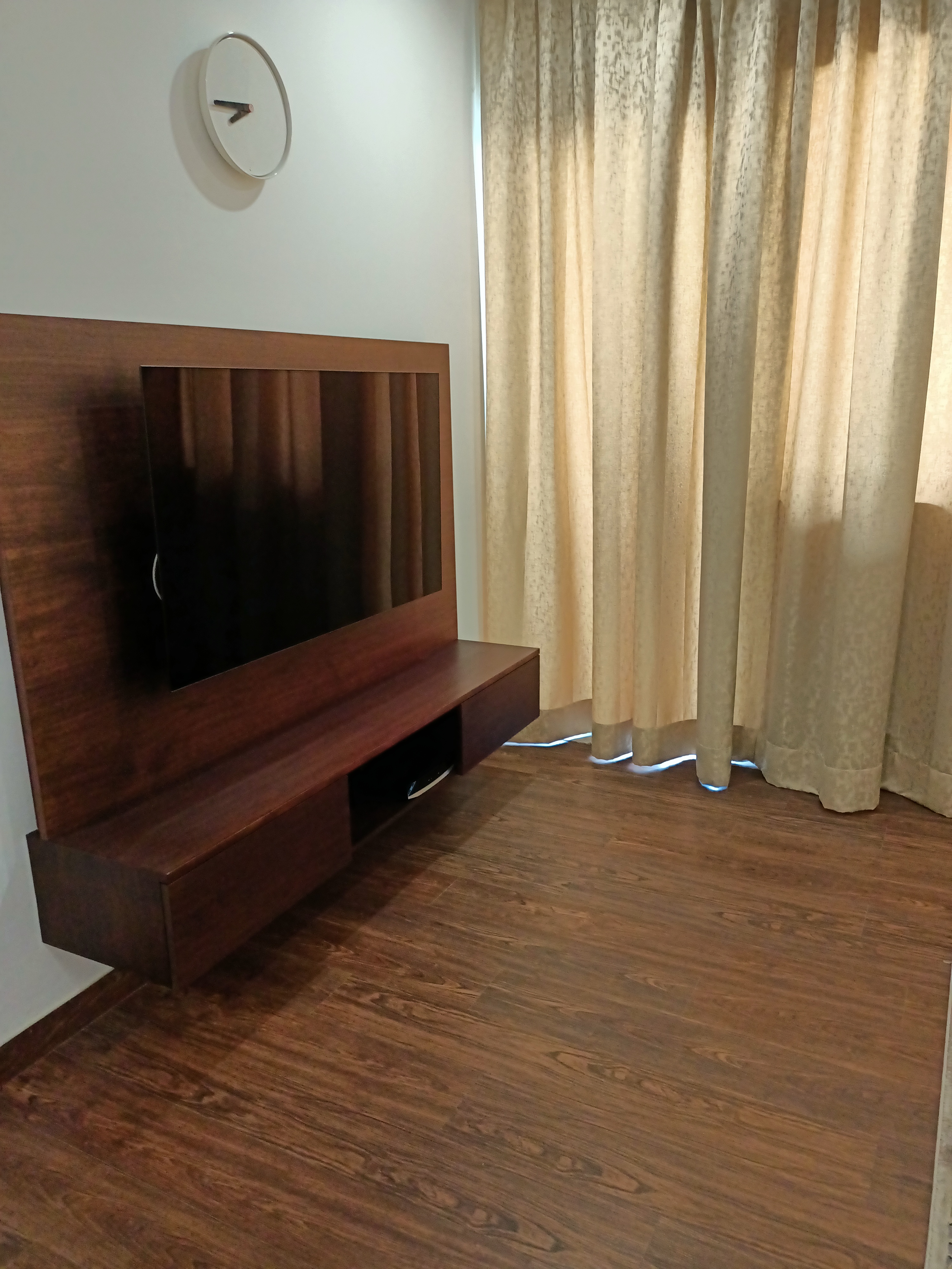 3 BHK + Servant Room Apartment For Rent in Ireo Skyon