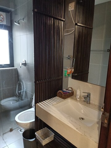 Bathroom in 3 BHK Apartment at Ireo Skyon, Sector 60 – for Rent